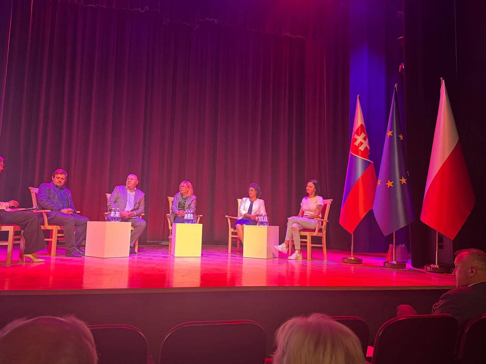 Projekt „Uchronić od zapomnienia” – Udział Prezes Fundacji w debacie polsko-słowackiej